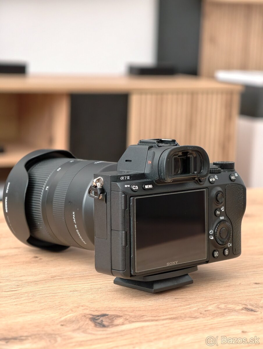 Sony A7 III, 6 objektívov + príslušenstvo. - 3