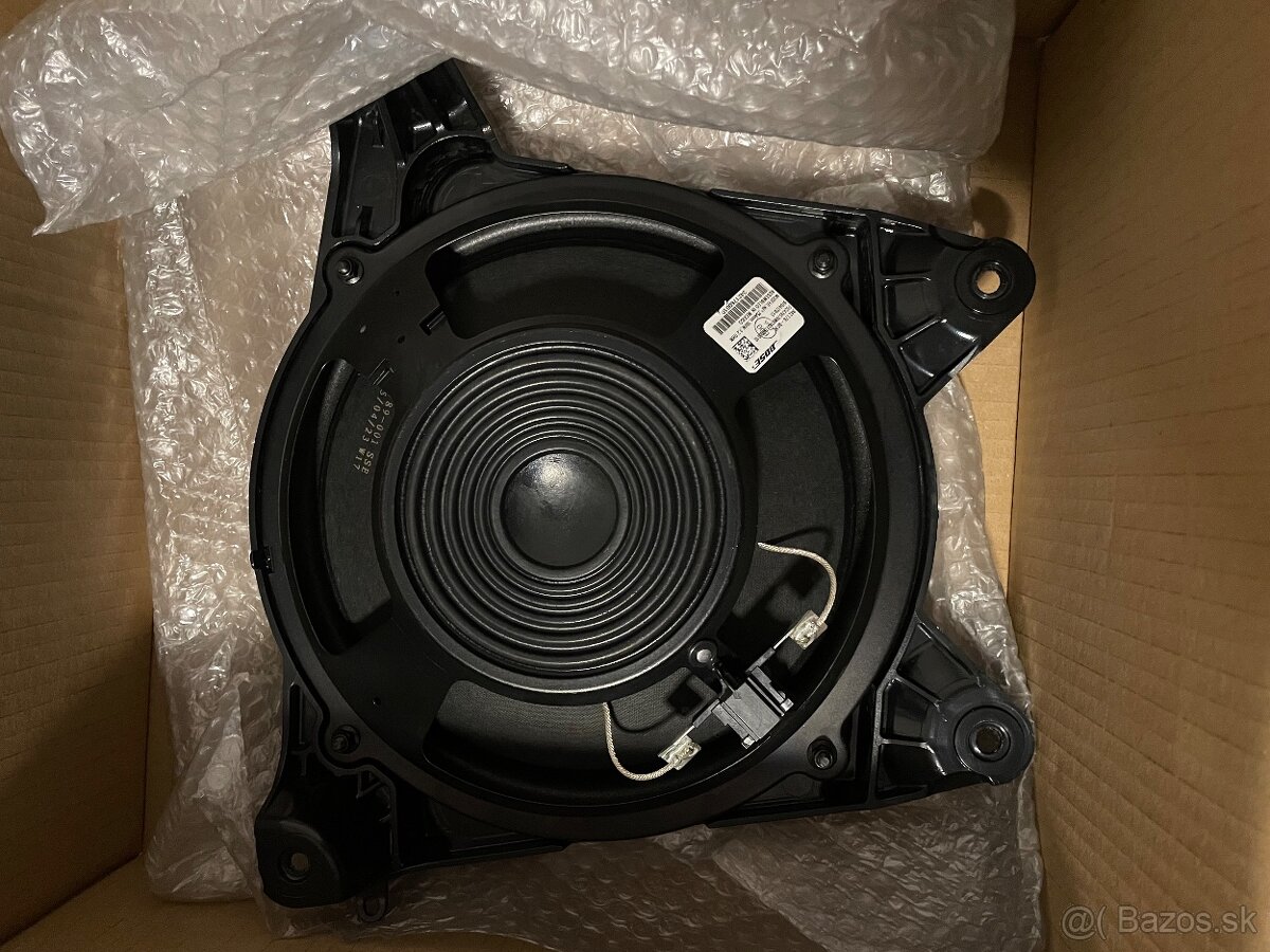 Bose subwoofer Audi a8 d4 - 3