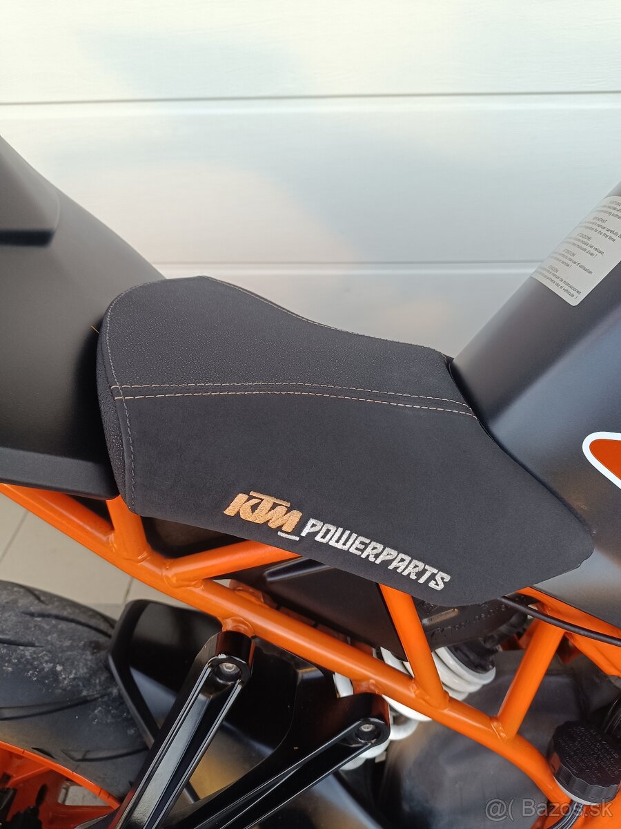 KTM RC 390 -32kW A2 -top stav - 3