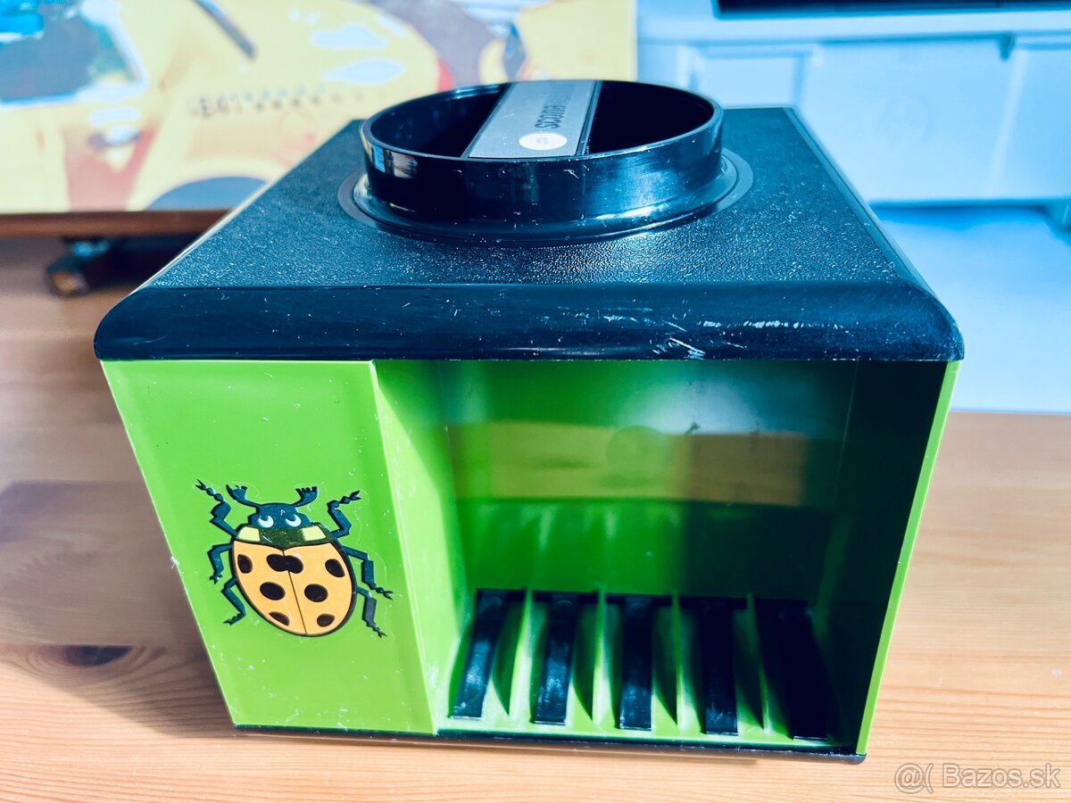 Retro stojan na kazety - 3