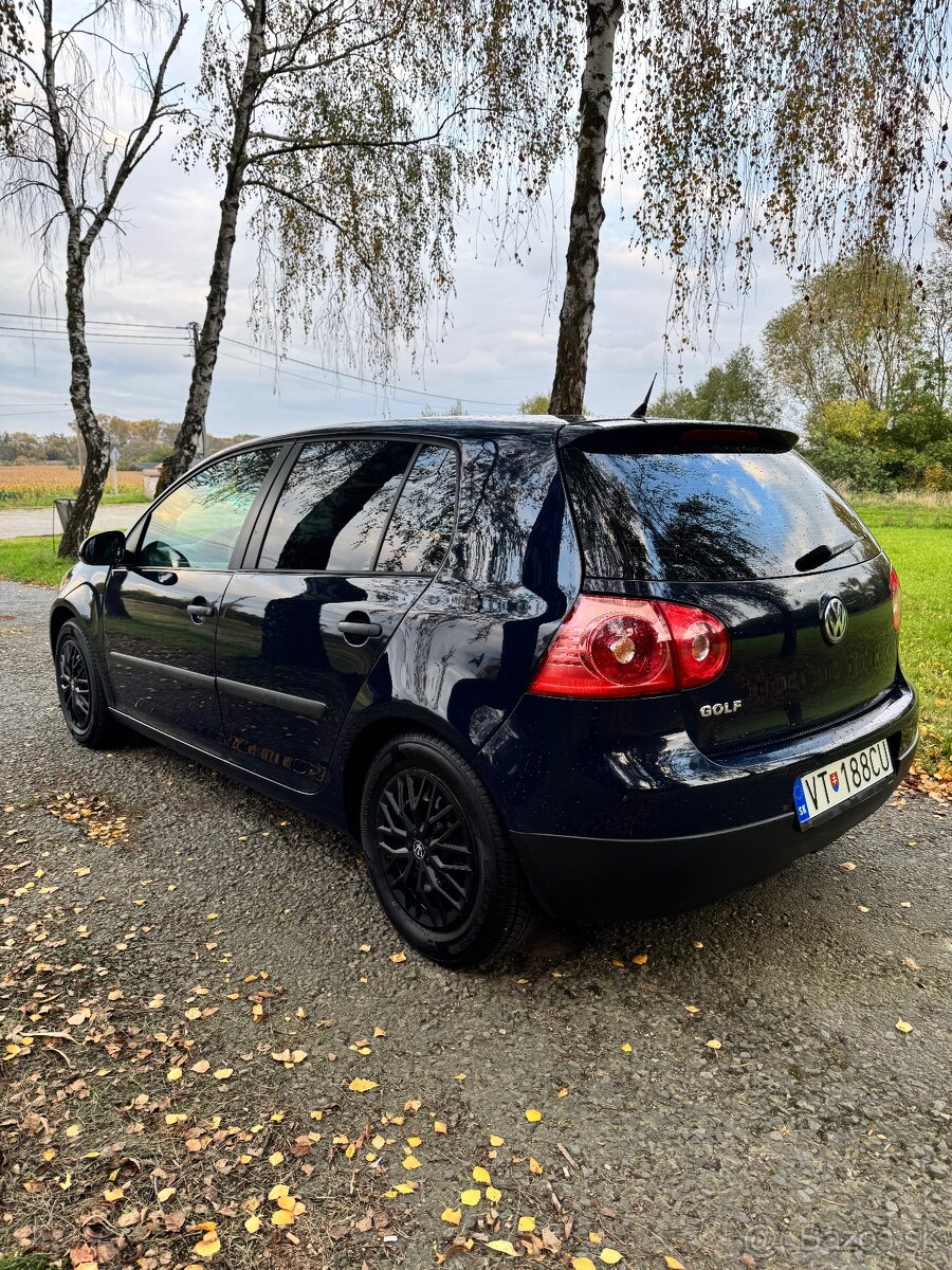 Volkswagen Golf 5 1.4 benzín - 3