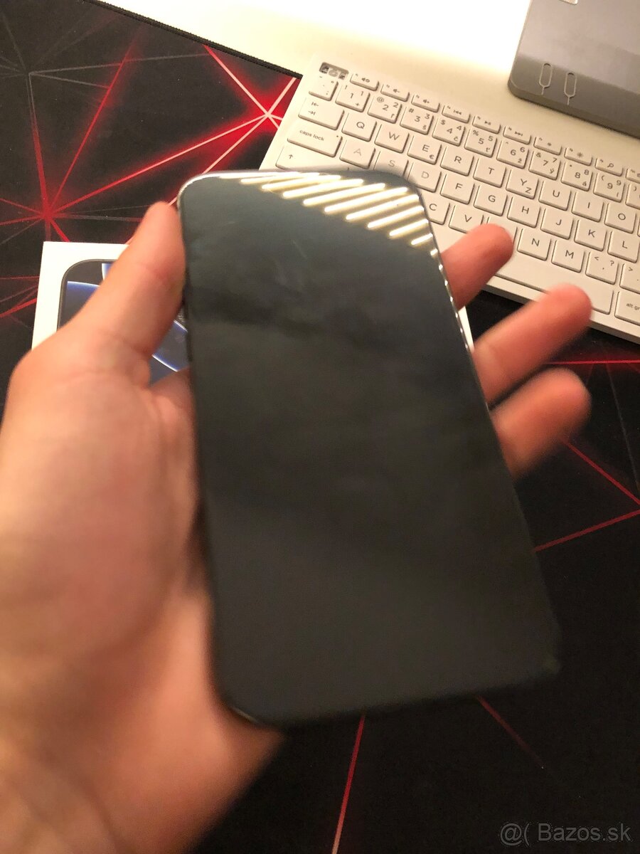 Predám iPhone 16 Pro Max 256GB stále v záruke do 2027 - 3