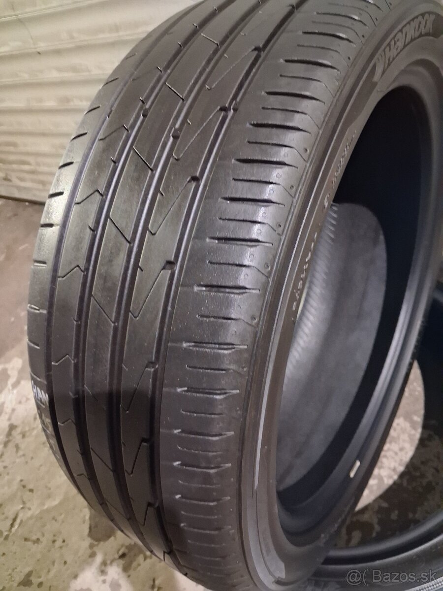 Hankook letné 215/45/R18 - 3