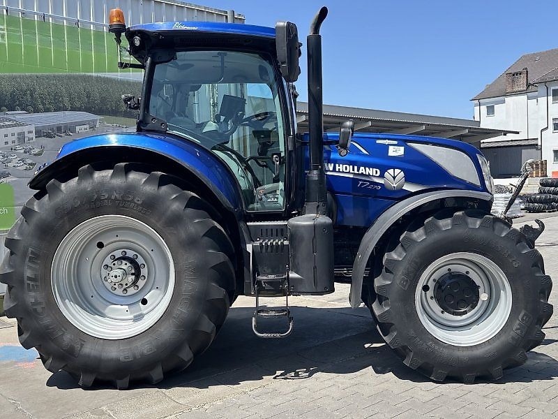 Traktor New Holland T7.270 AC Bleu Power - 3