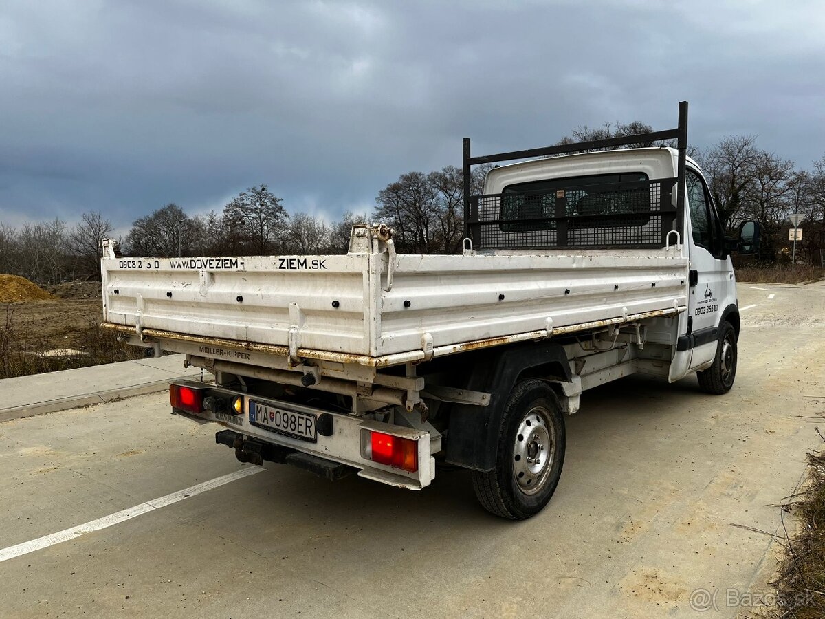 Predám 3 stranný sklápač RENAULT MASTER - 3