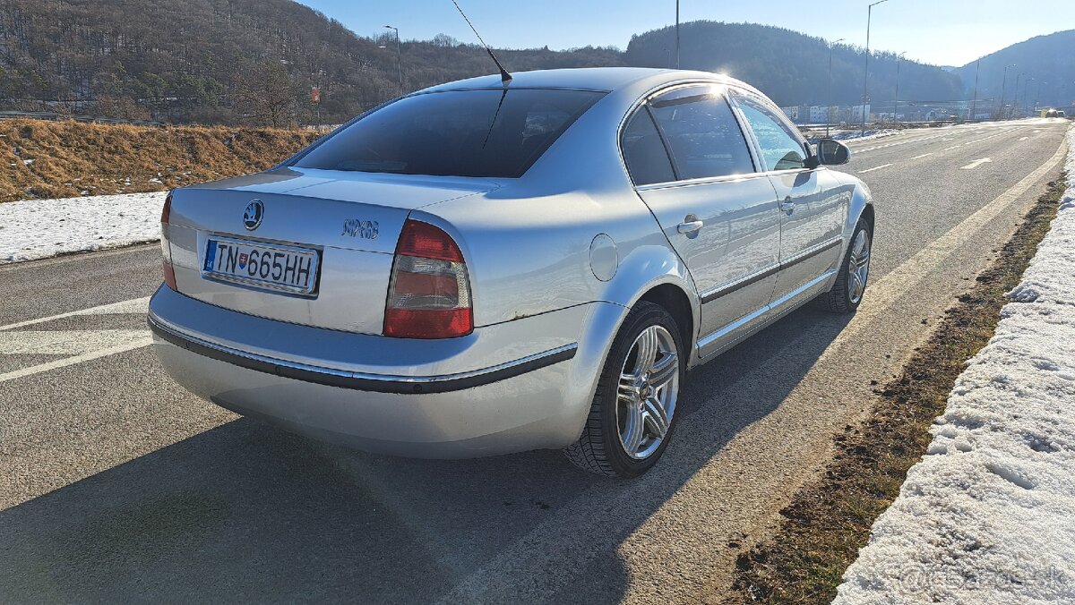 Škoda superb - 3