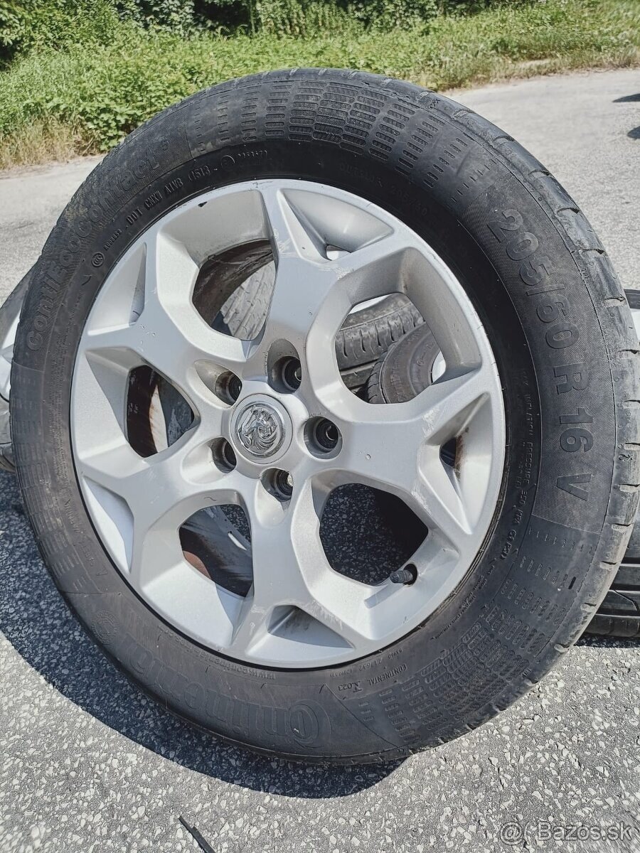 26. Vauxhall Alu disky 205/60 R16 - 3