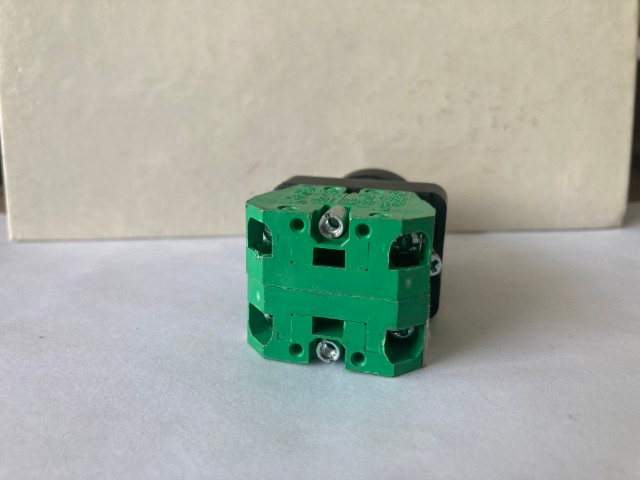 Predam Kľúčový spínač dvojpolohový - 3