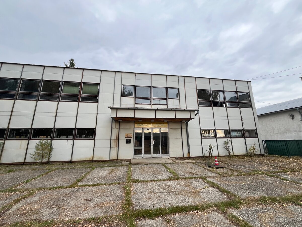 Priemyselný areál na predaj - 3