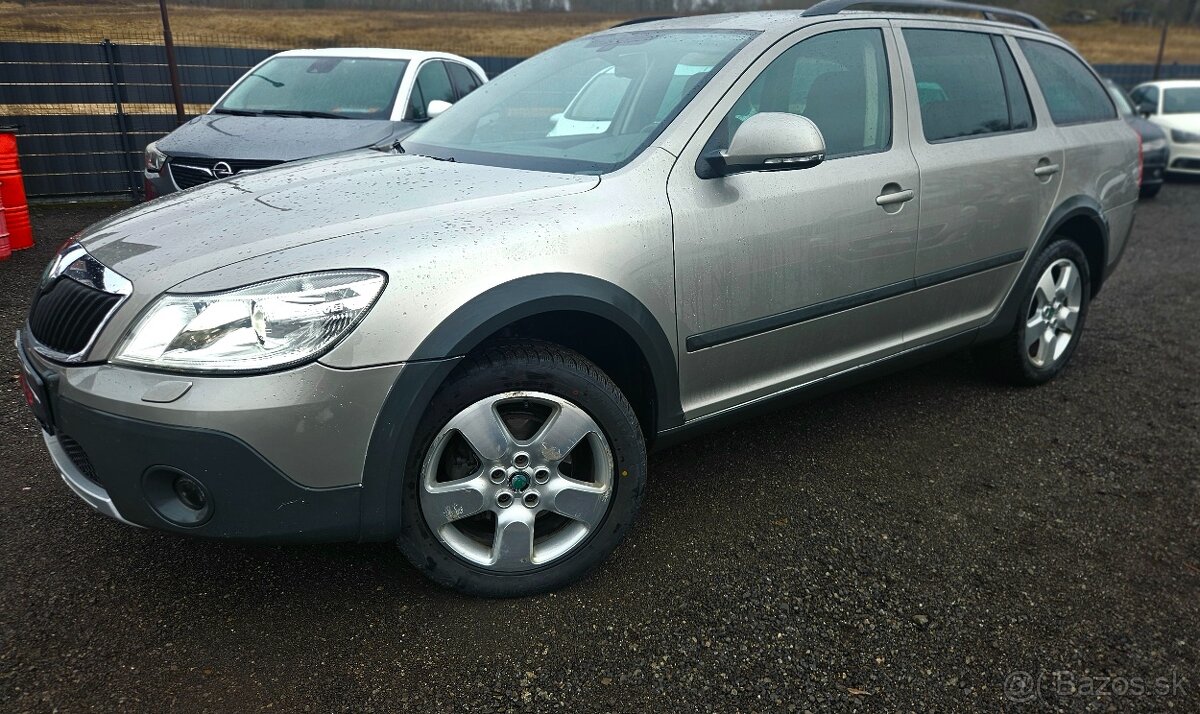 ŠKODA OCTAVIA 2.0TDI SCOUT 4X4 - 3