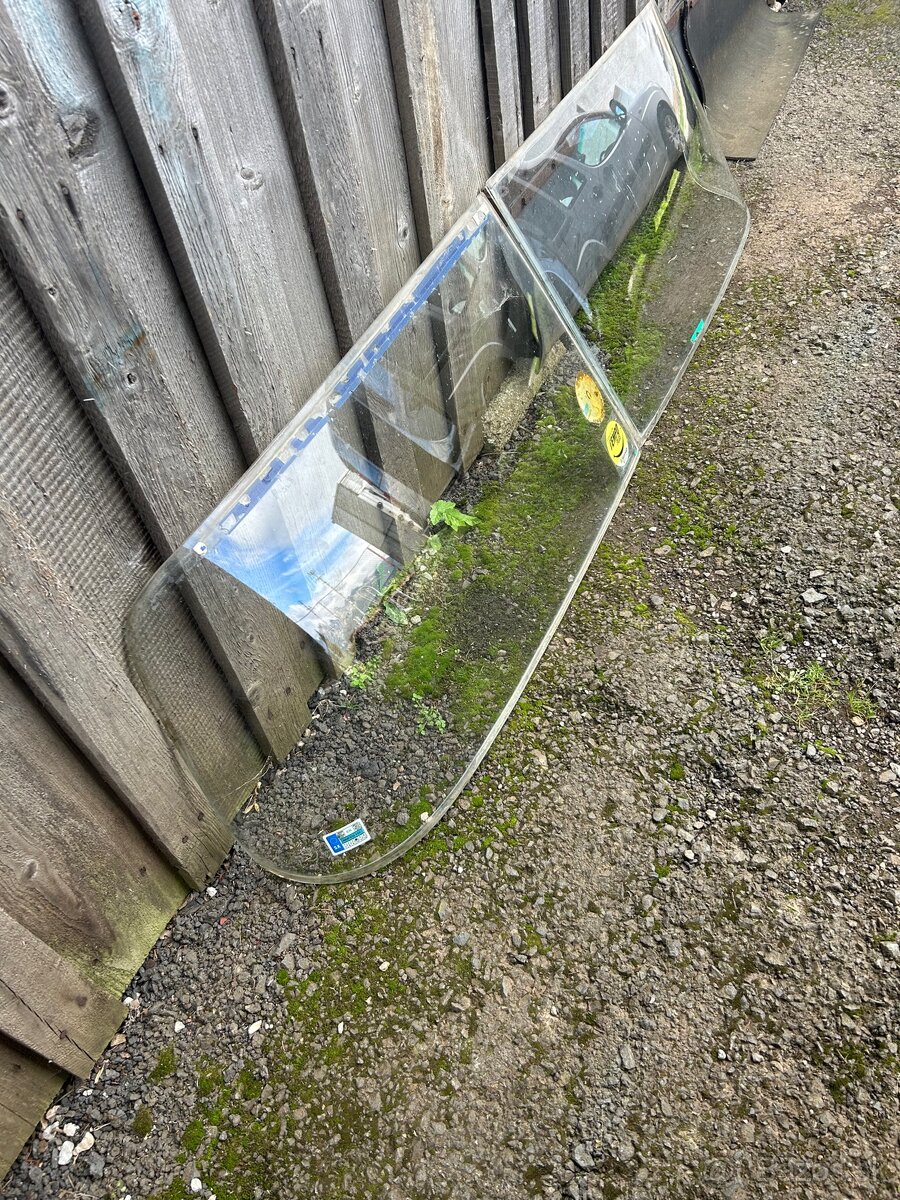 Sklá, dvere Liaz - 3