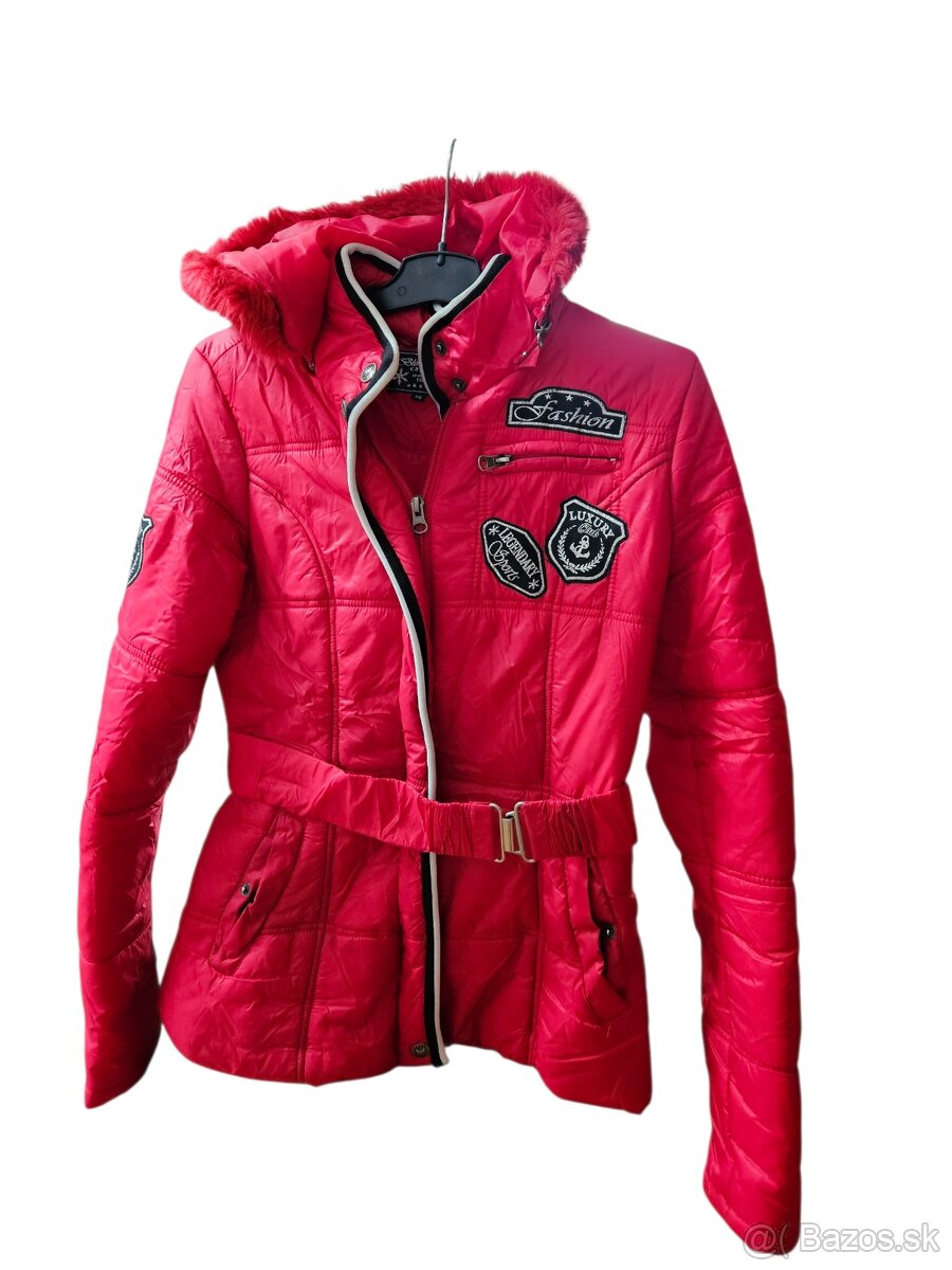 Zimná bunda s kapucňou - 3