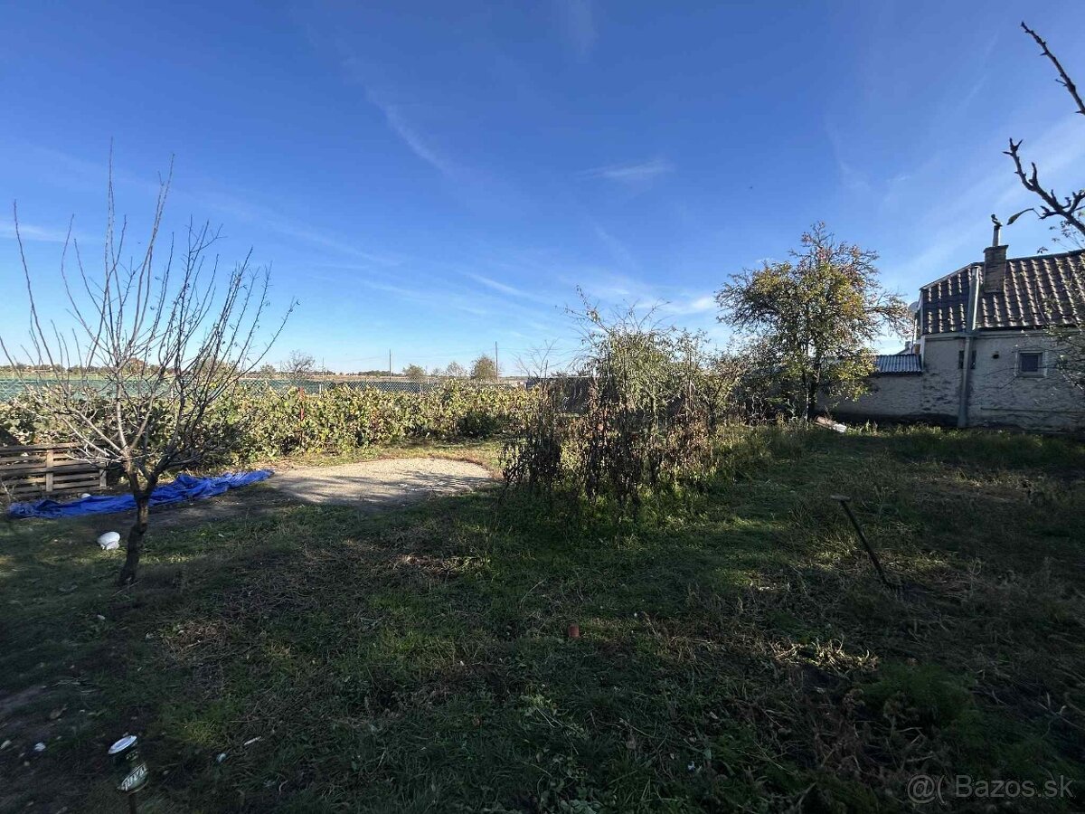 Pozemok v obci Jatov - 3