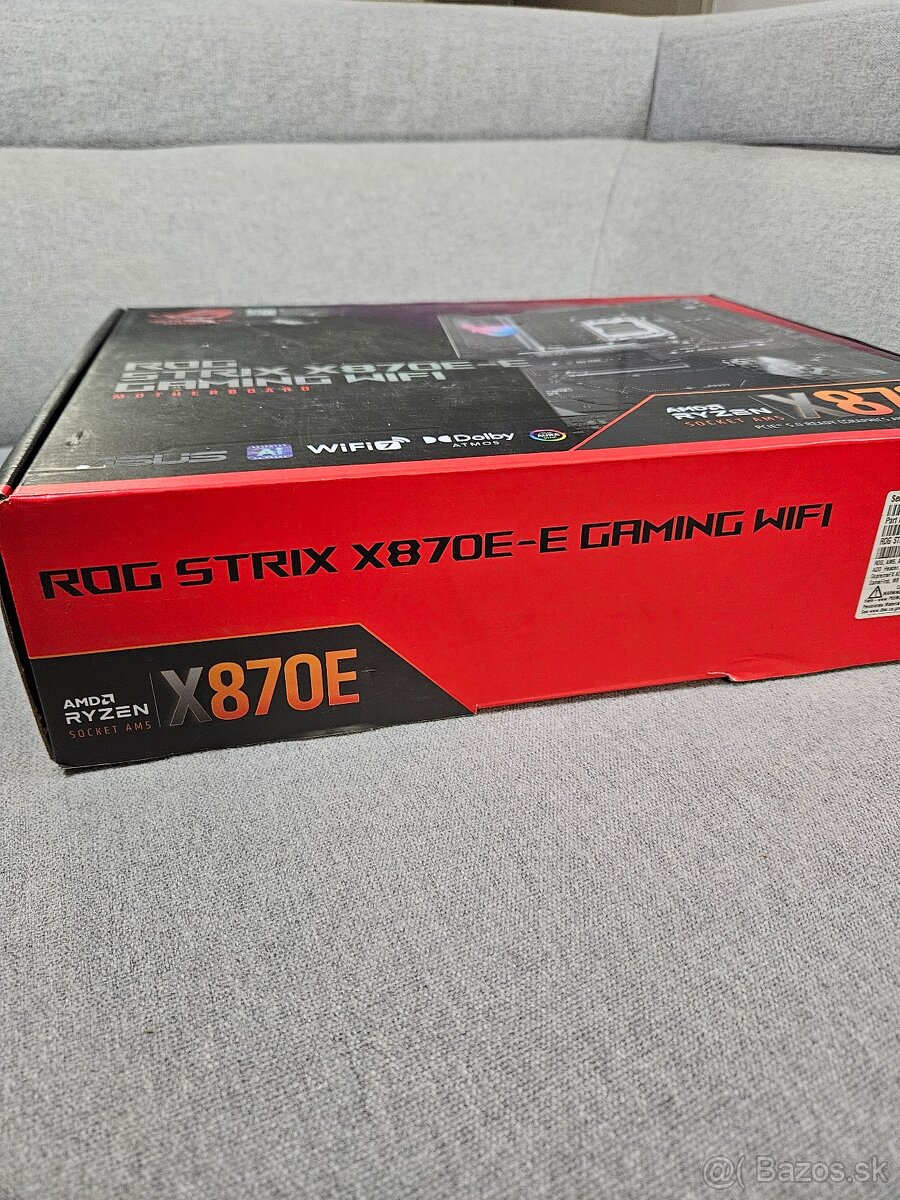 Asus ROG Strix X870E-E Gaming Wifi - 3