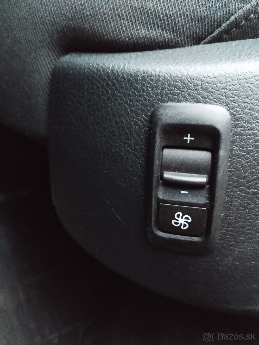 Volkswagen Passat variant, B7, 2.0TDI,103kW DSG,,F1 - 3