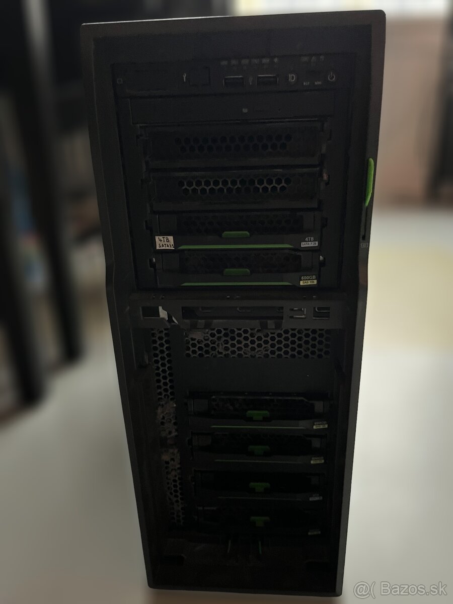 Fujitsu Primergy TX150 - 3