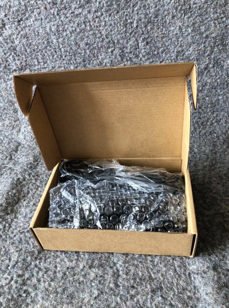 Nabíjačka na notebook TOSHIBA 19V 3,42A. . - 3