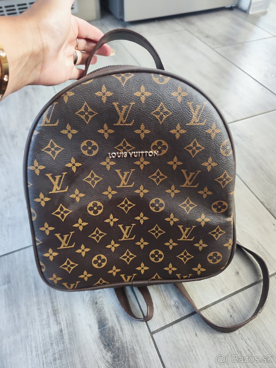 Hnedý dámsky ruksak - 3