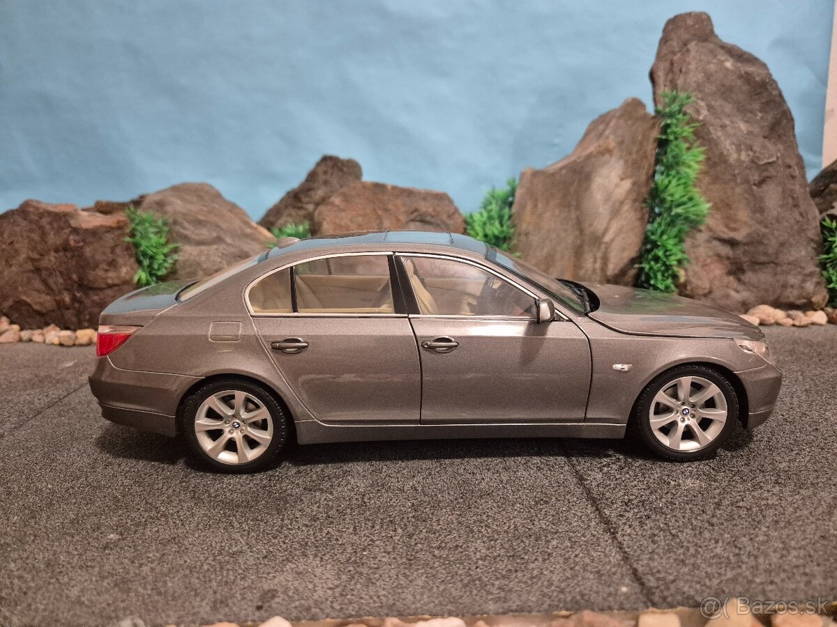Prodám model 1:18 BMW 5 series - 3