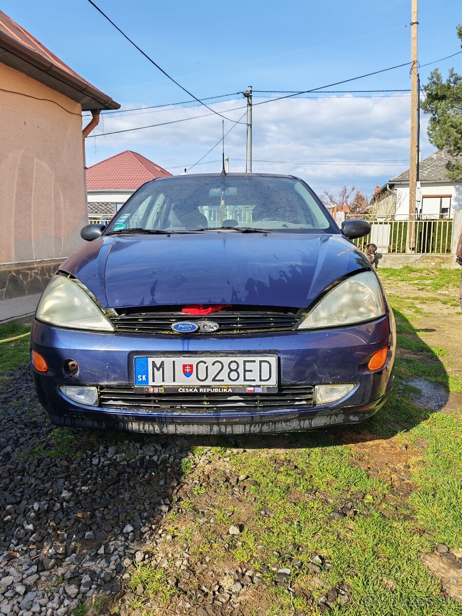Rozpredám Ford - 3