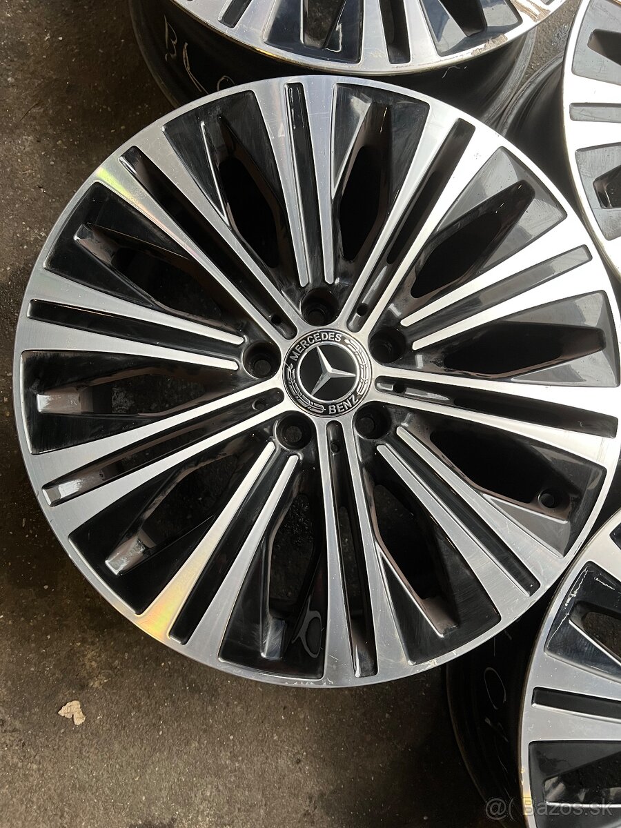 Mercedes alu R18 w177 - 3