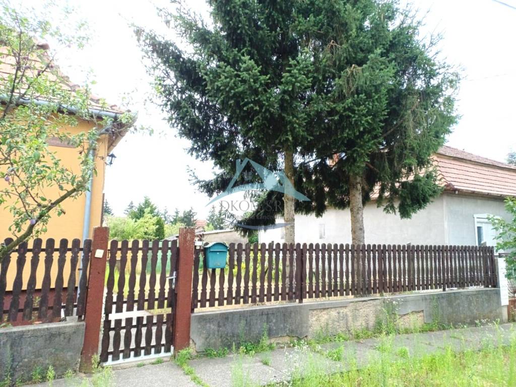 Na predaj samostatný rodinný dom v Ipolyveci vo veľmi dobrom - 3