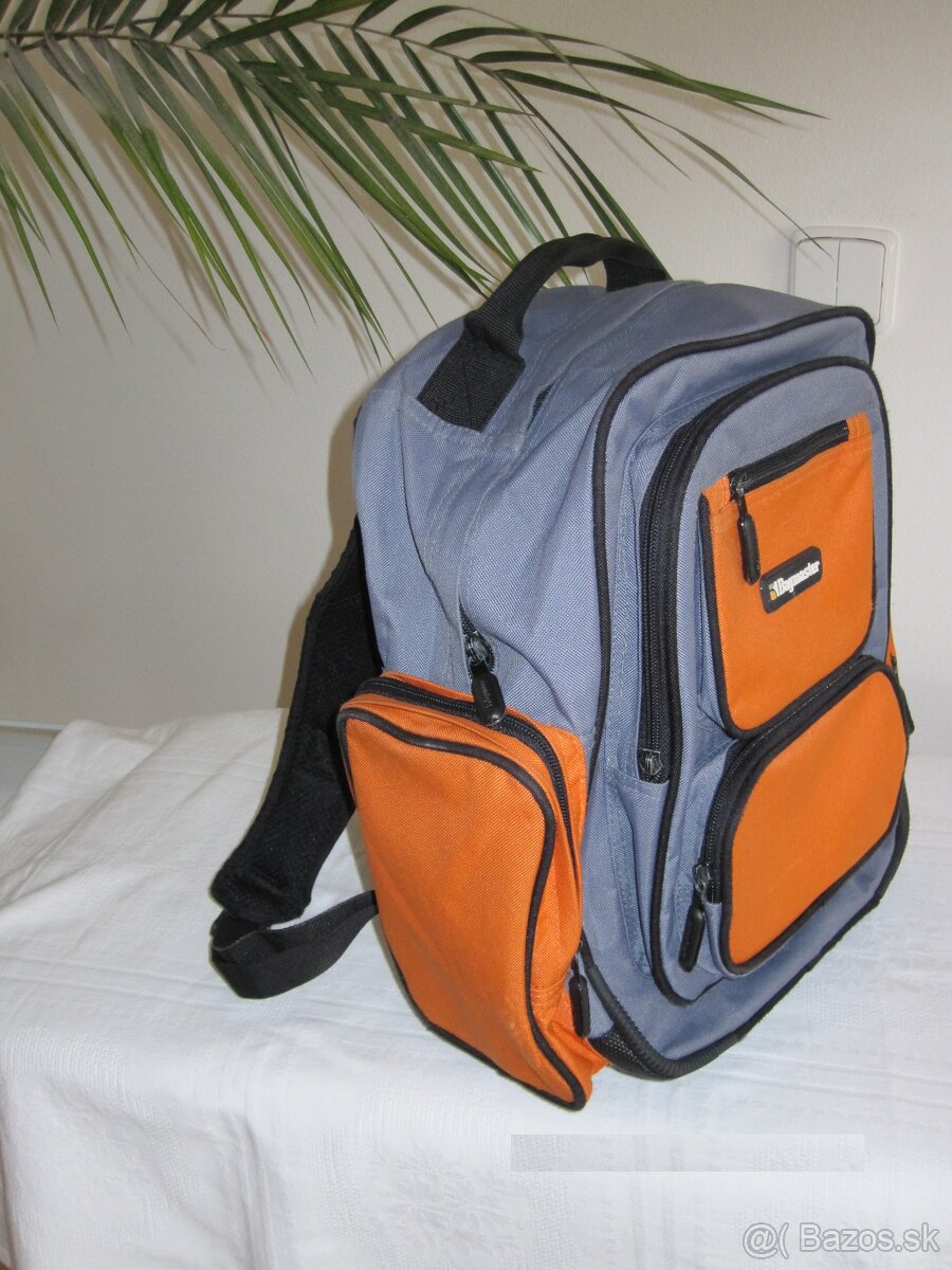 Školská taška. - 3