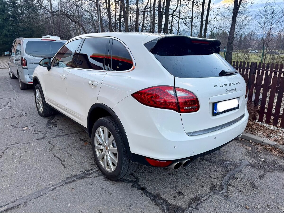 Porsche Cayenne II 4.8S Servis Porsche - 3
