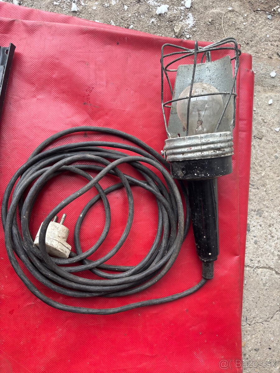 Montážna lampa + magnetické lišty - 3