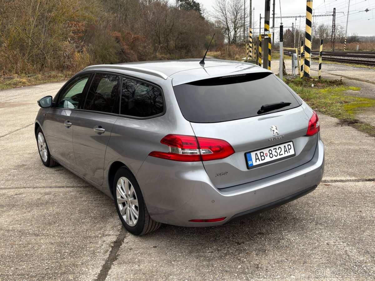 Peugeot 308 SW 1.2 PureTech - 3