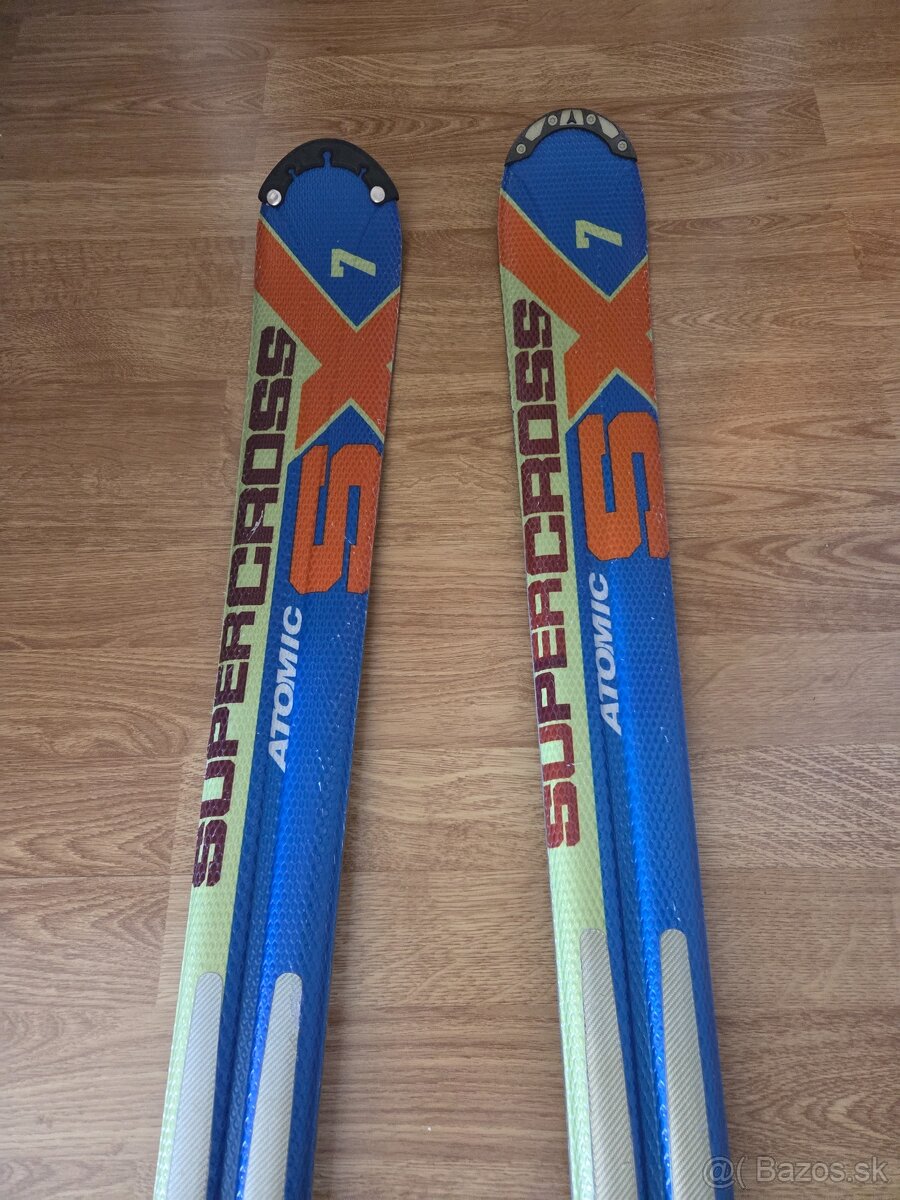 lyže ATOMIC - 3