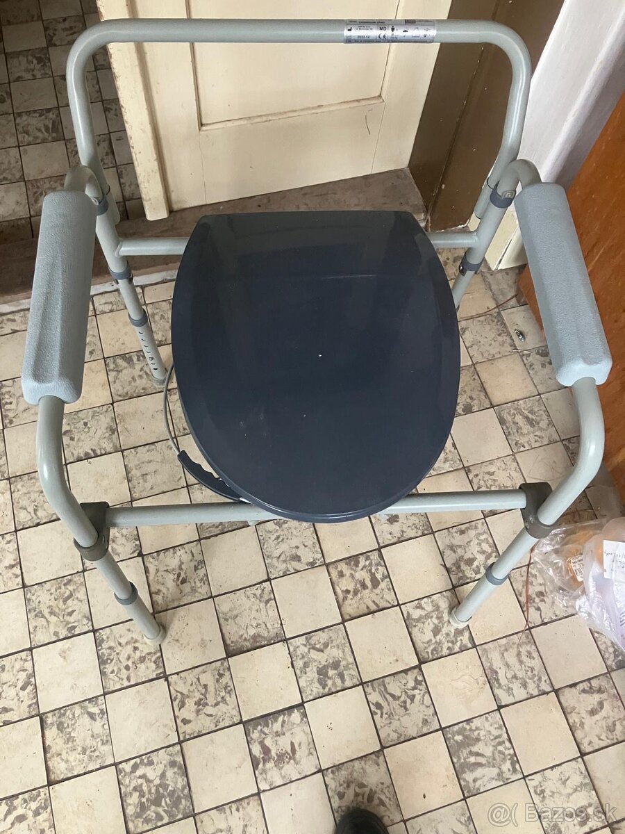Toaletné kreslo - 3