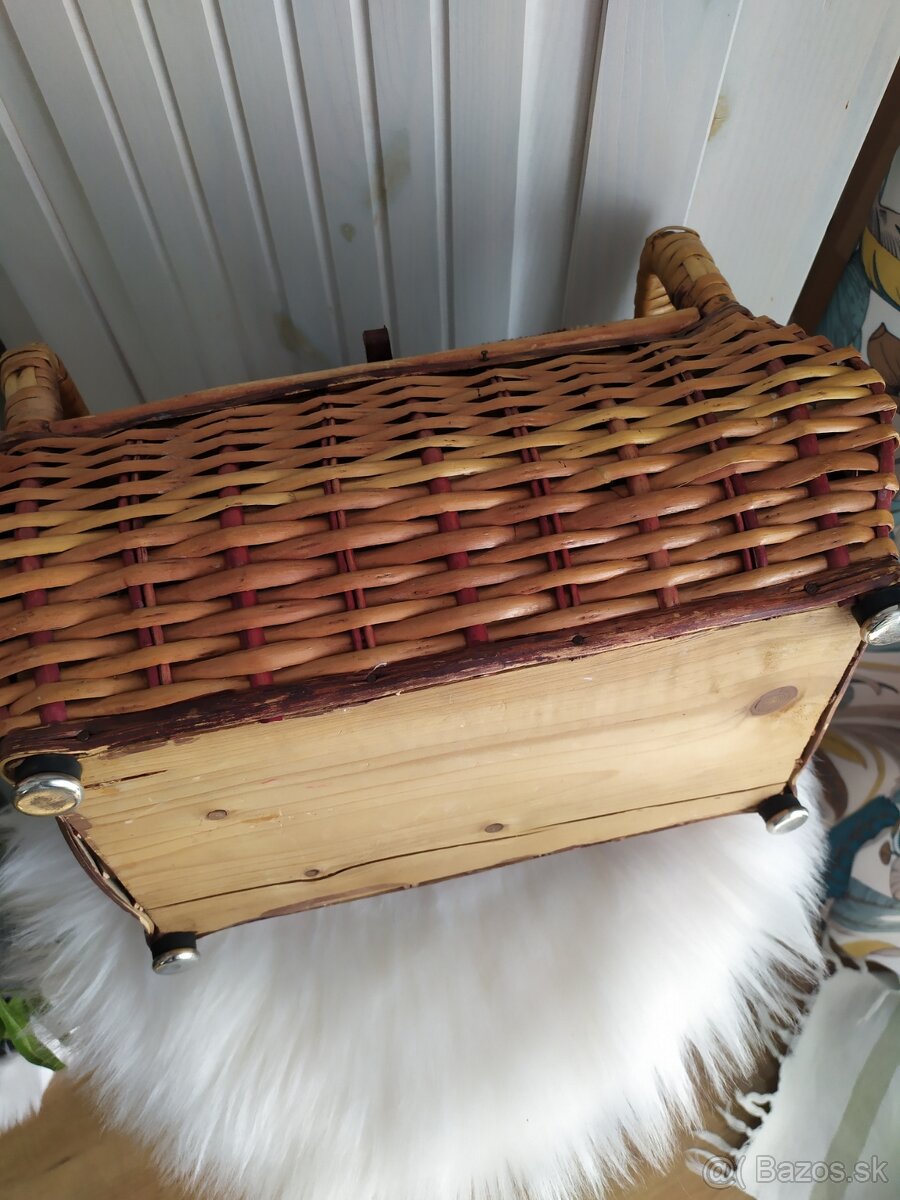Prútený košík na šitie - 3