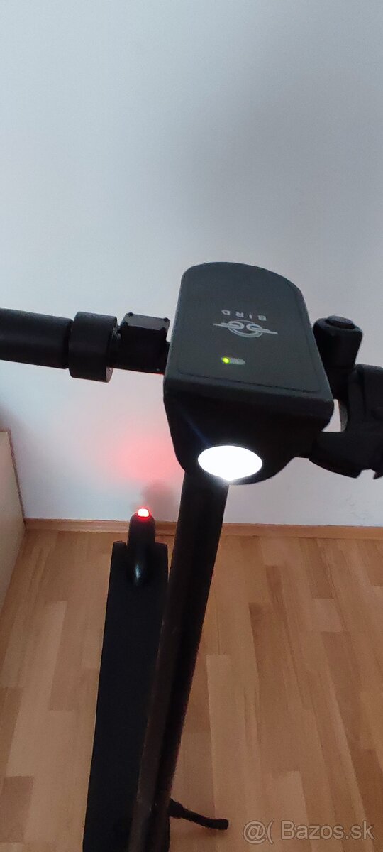 Bird One Elektrická Kolobežka - 3