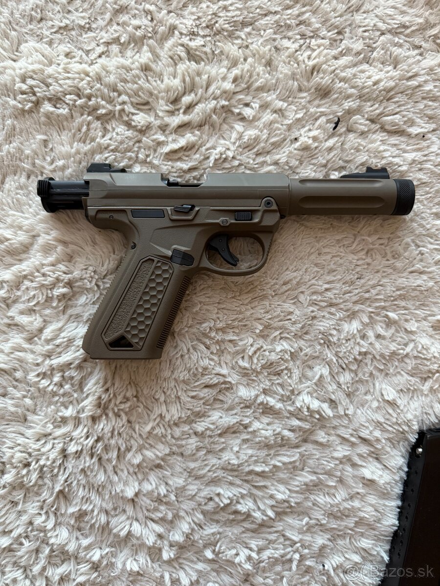 Predám airsoftovú pištoľ AAP-01_GBB - 3