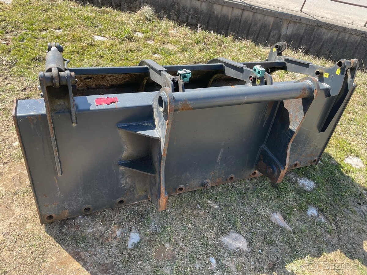 Predám lyžicu na hnoj, seno - 3