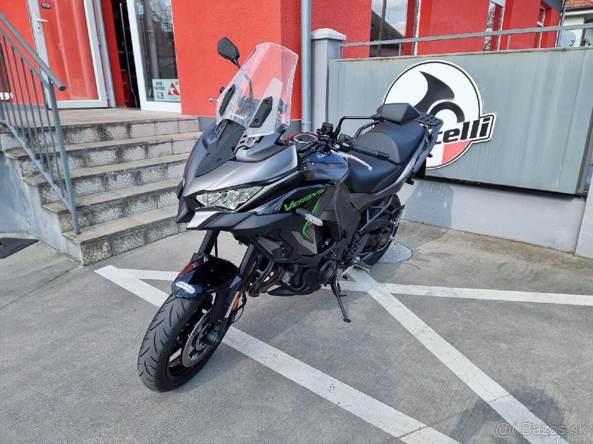 Kawasaki Versys 1100 - 3