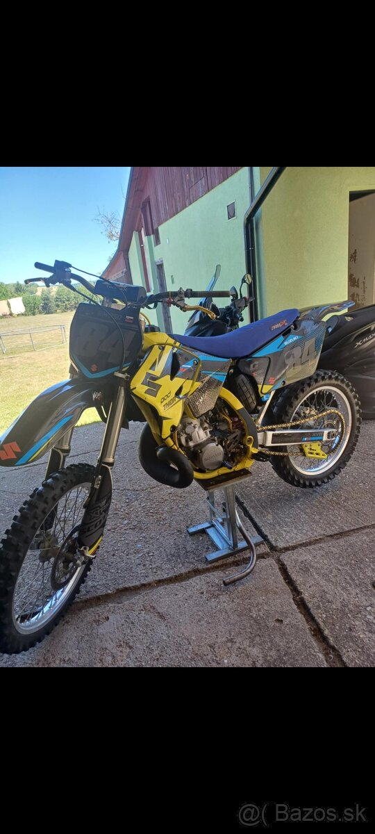 Suzuki rm 250 2t 2003