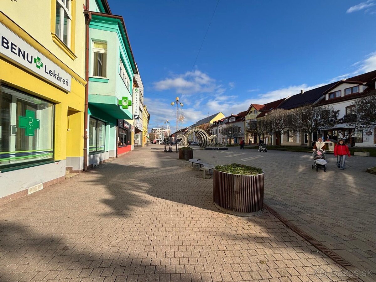 Na prenájom obchodný priestor s výkladom v centre mesta - 3