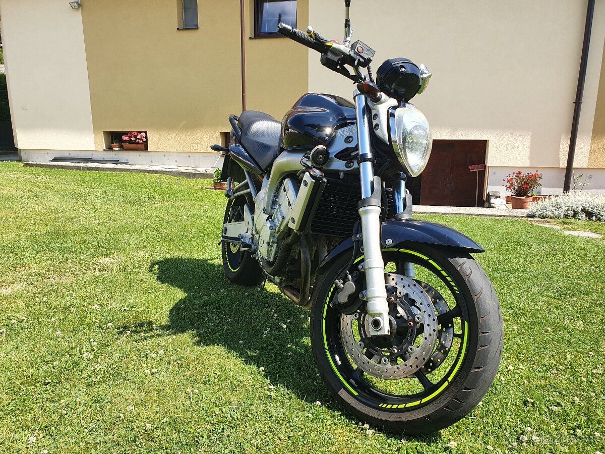 Yamaha fz6 - 3
