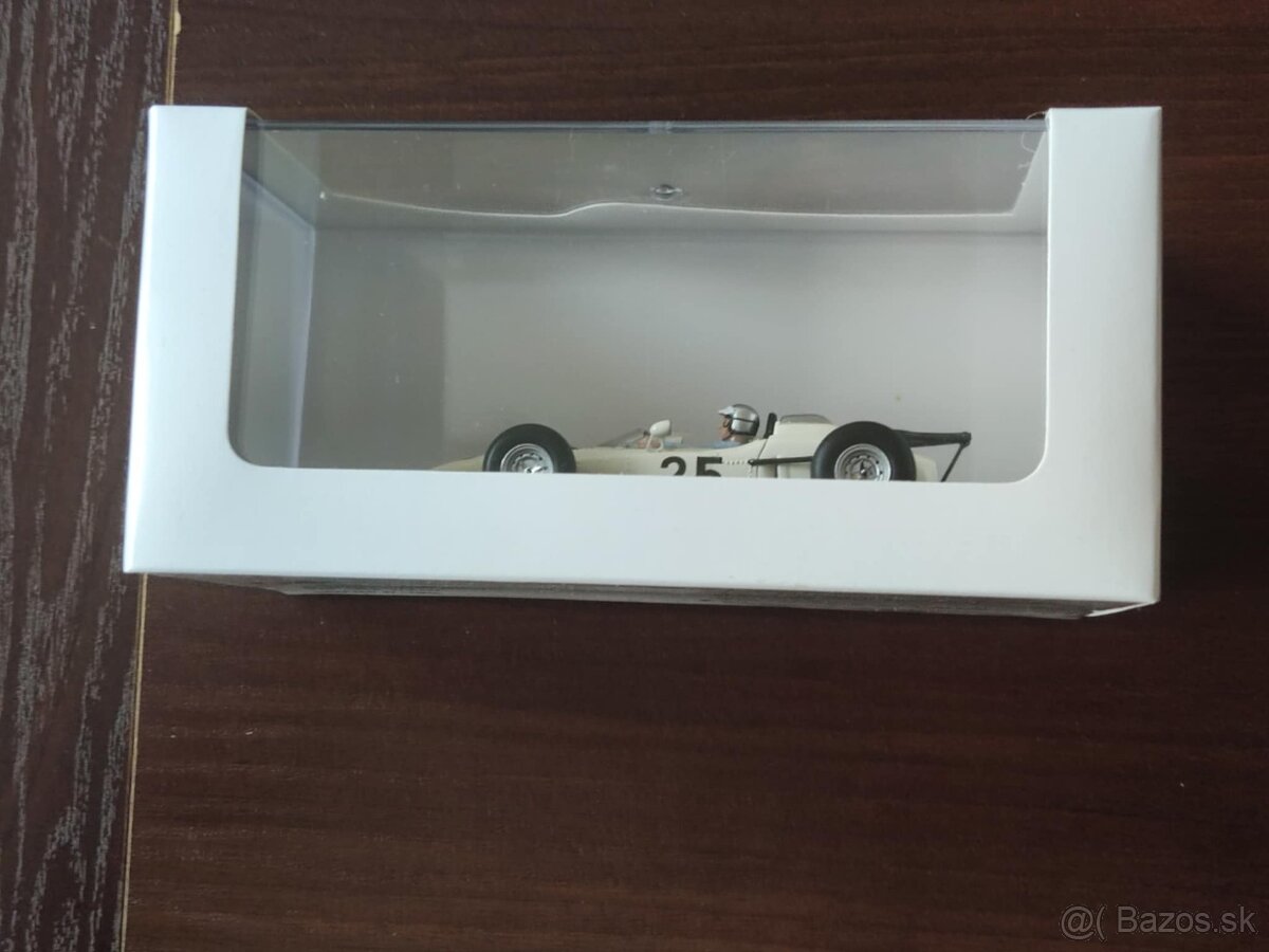 Honda RA271 19644 US GP No.25 1:43 - 3