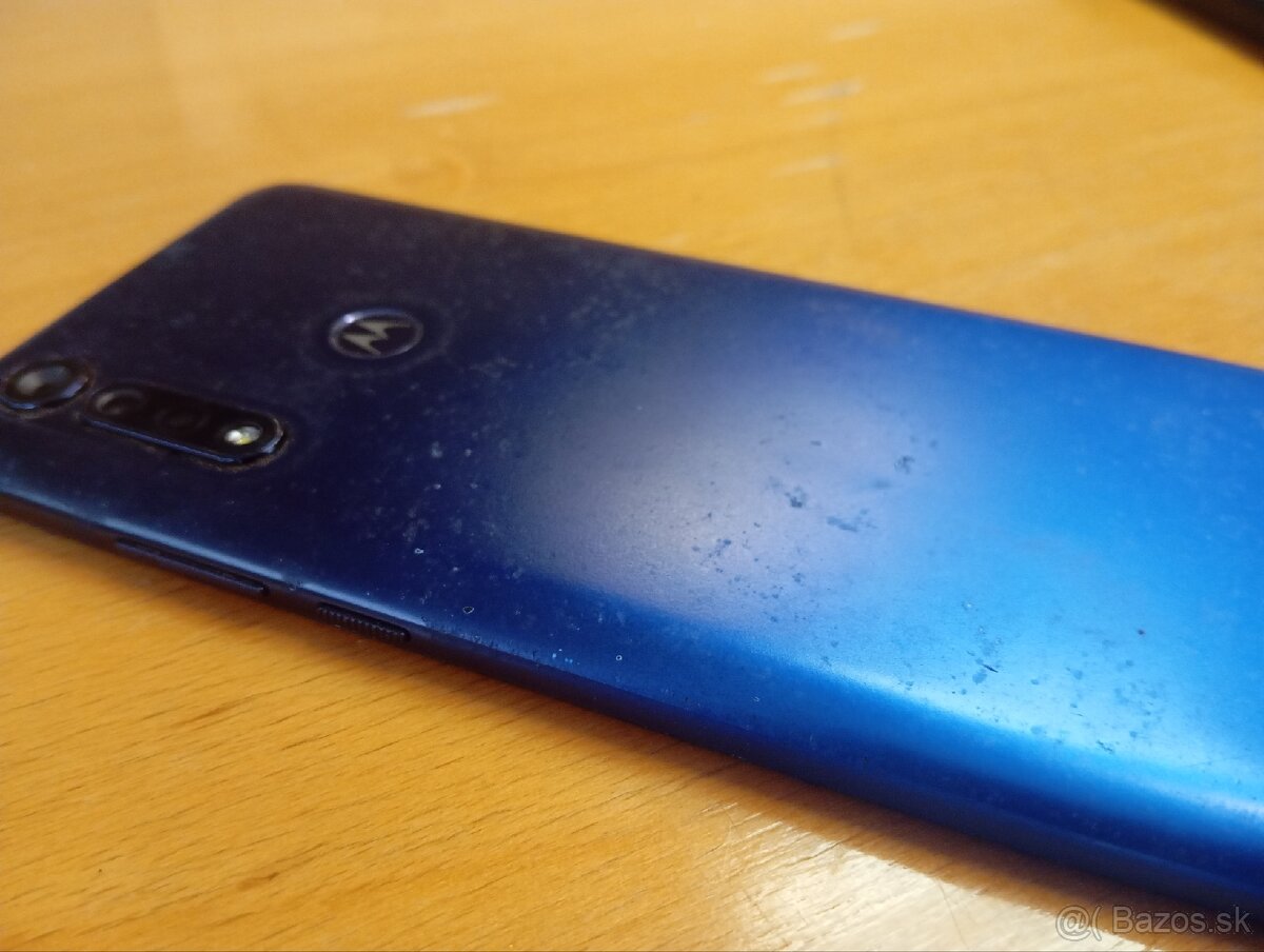 Motorola moto g8 Powerlite - 3