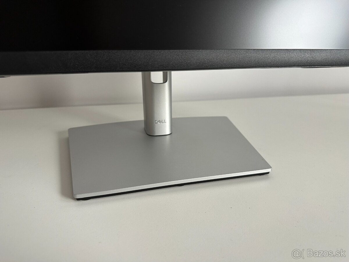 Dell P2422HE 23,8" Professional PIVOT - 3