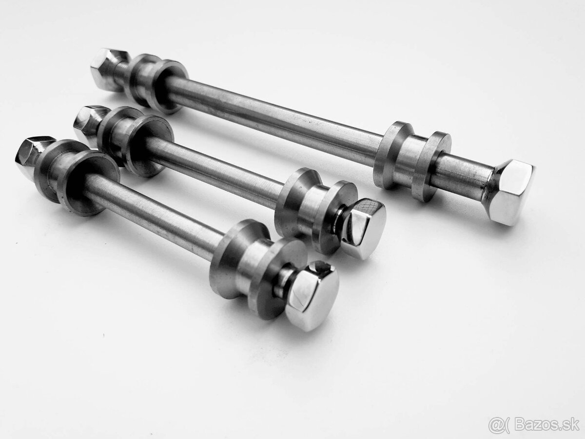 jawa robot - spojovací materiál - 3