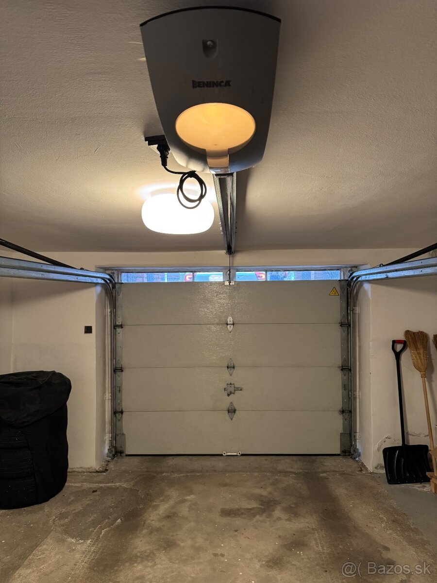 Garážová brána - 3