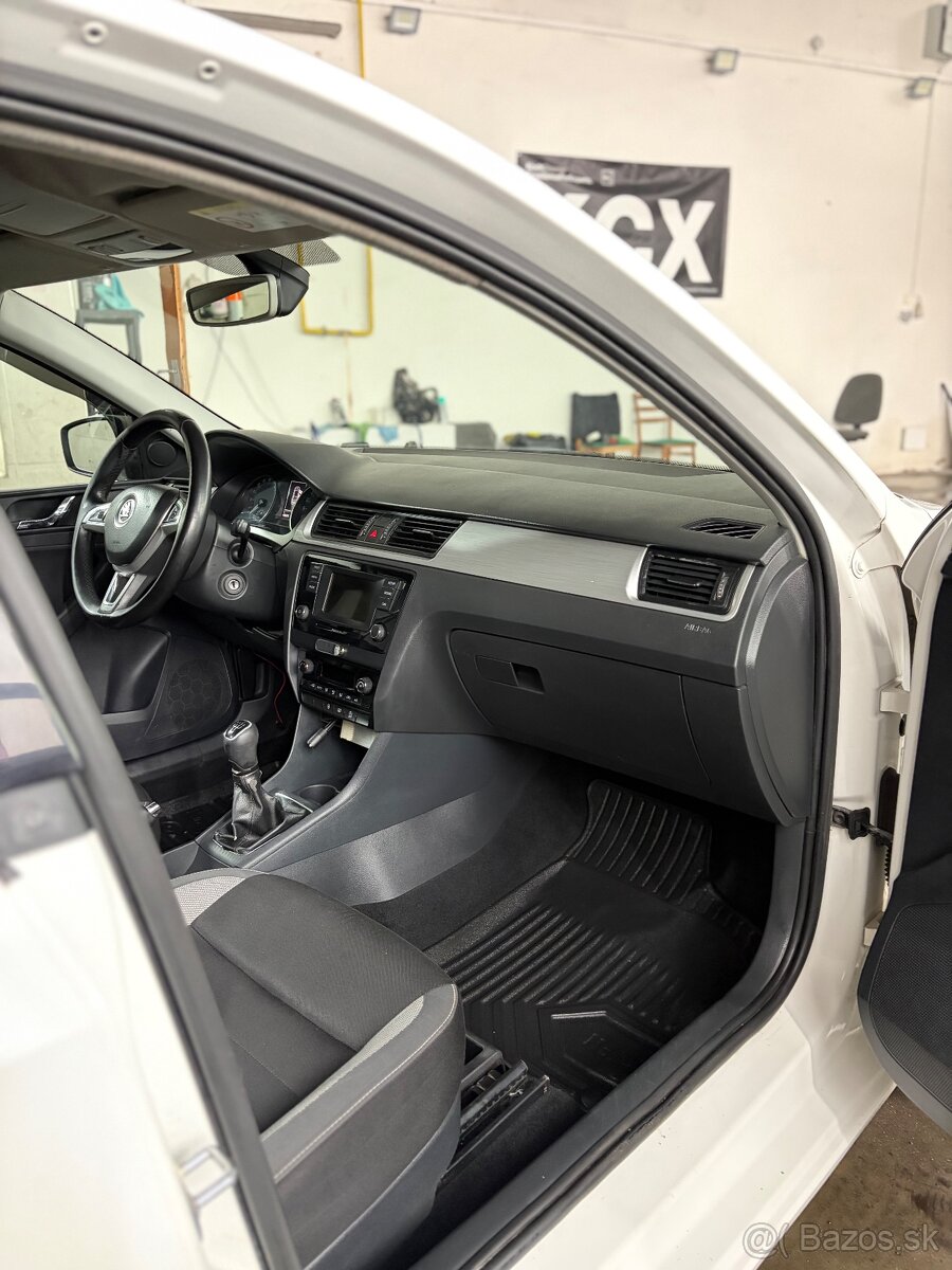 Predám Škoda Rapid - 3