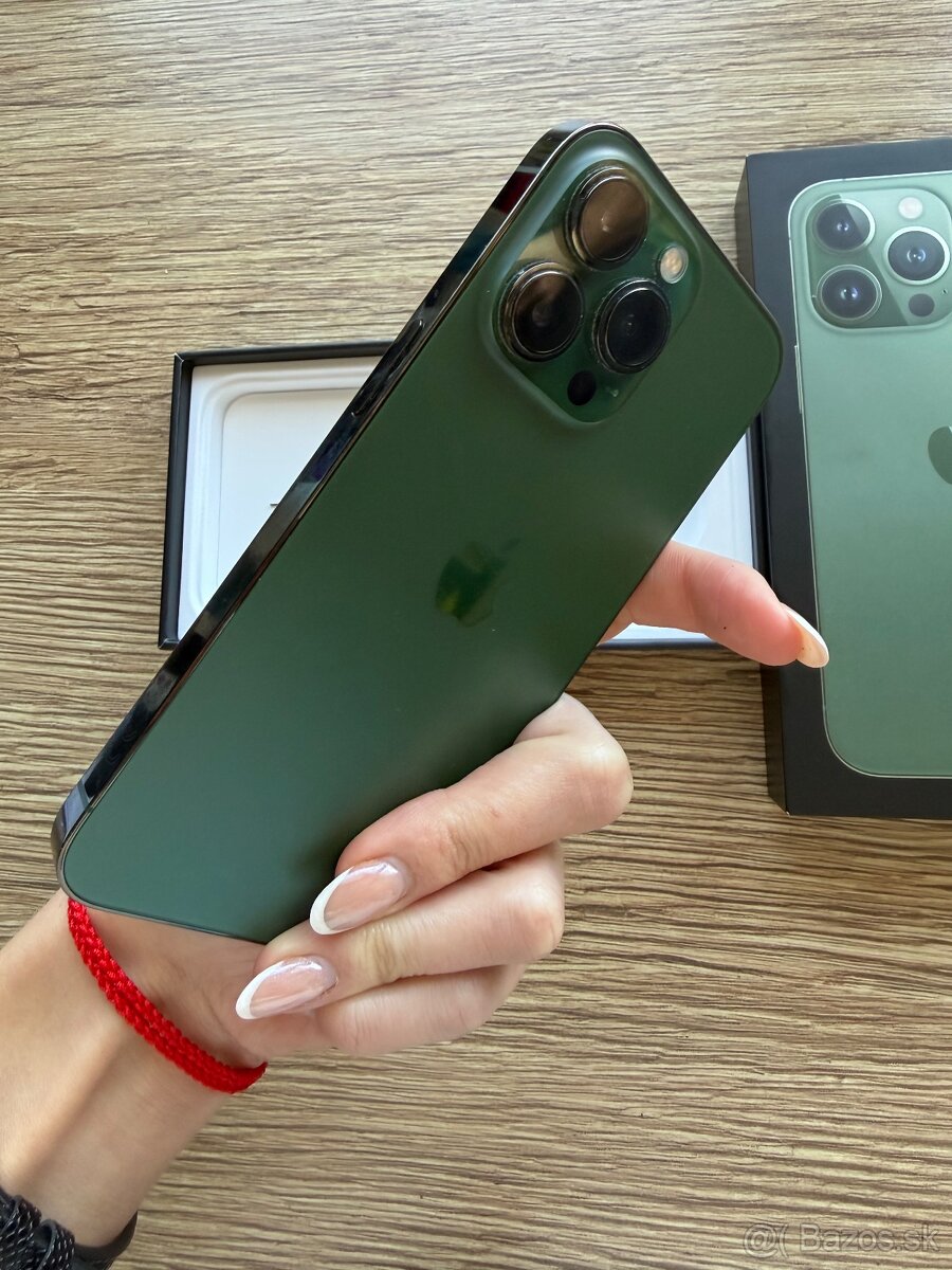 iPhone 13 Pro - Alpine Green - 3