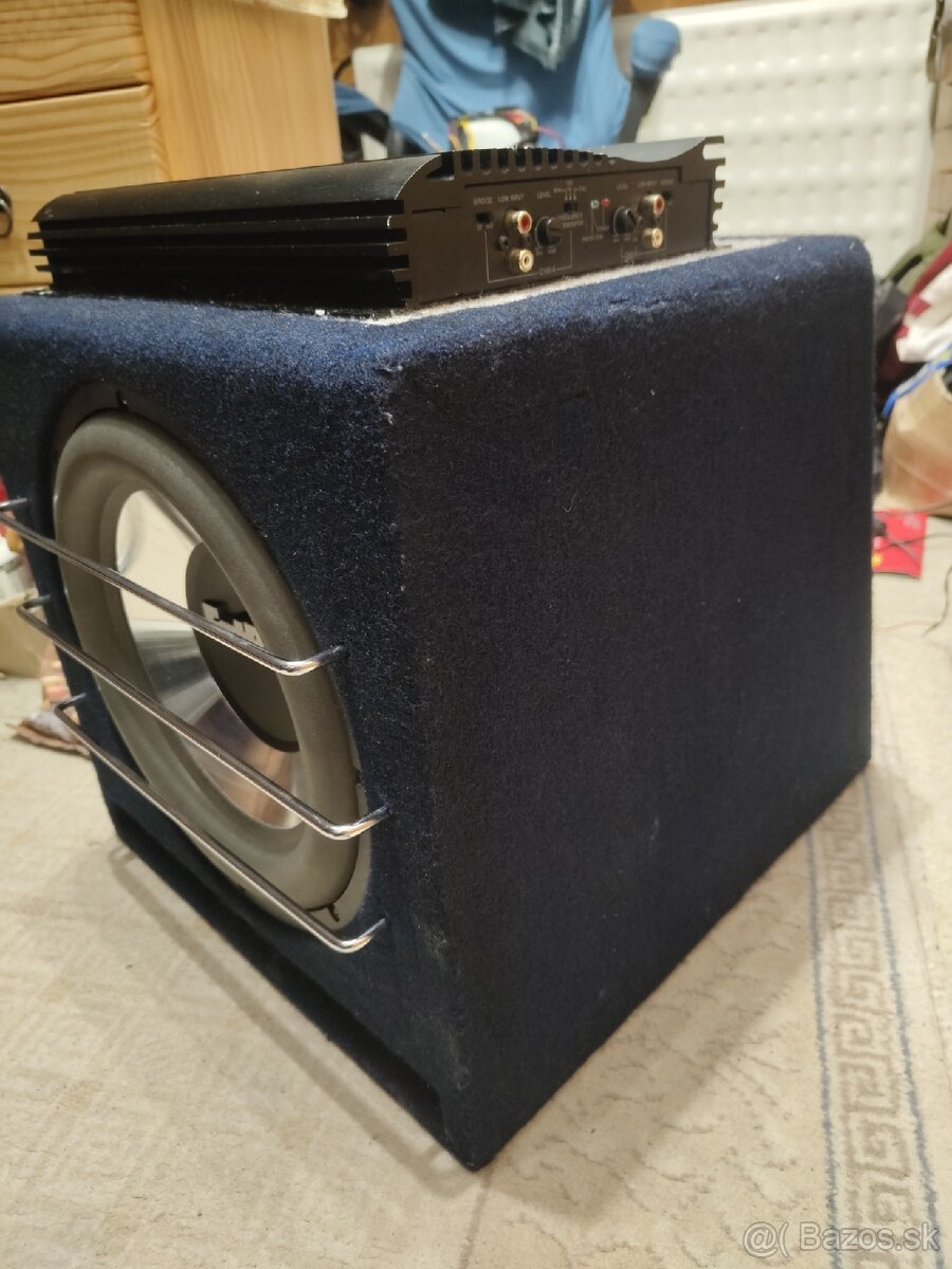 Subwoofer a zosilňovač - 3