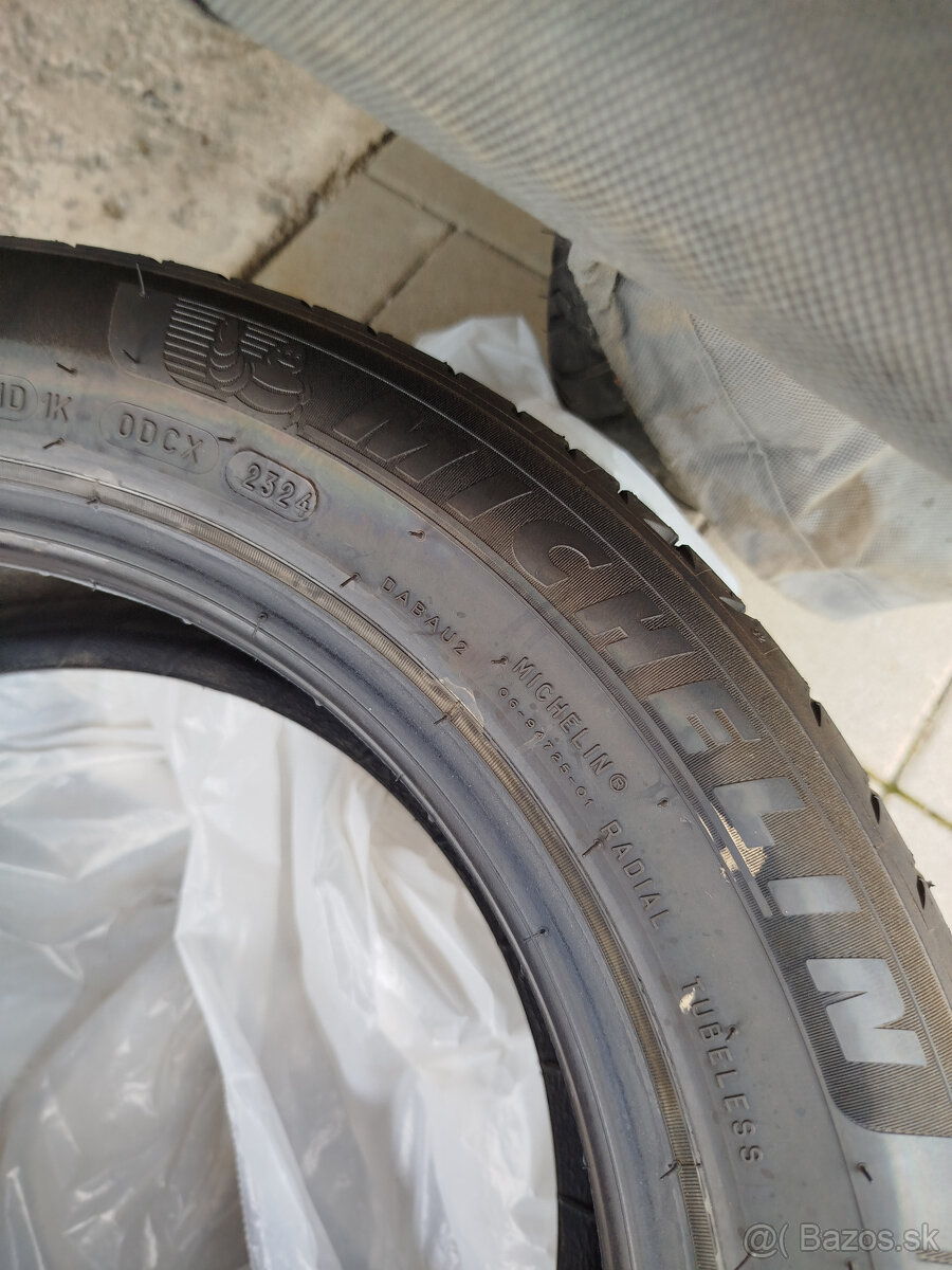 Predám letné pneumatiky Michelin 195/55 R16 - 3