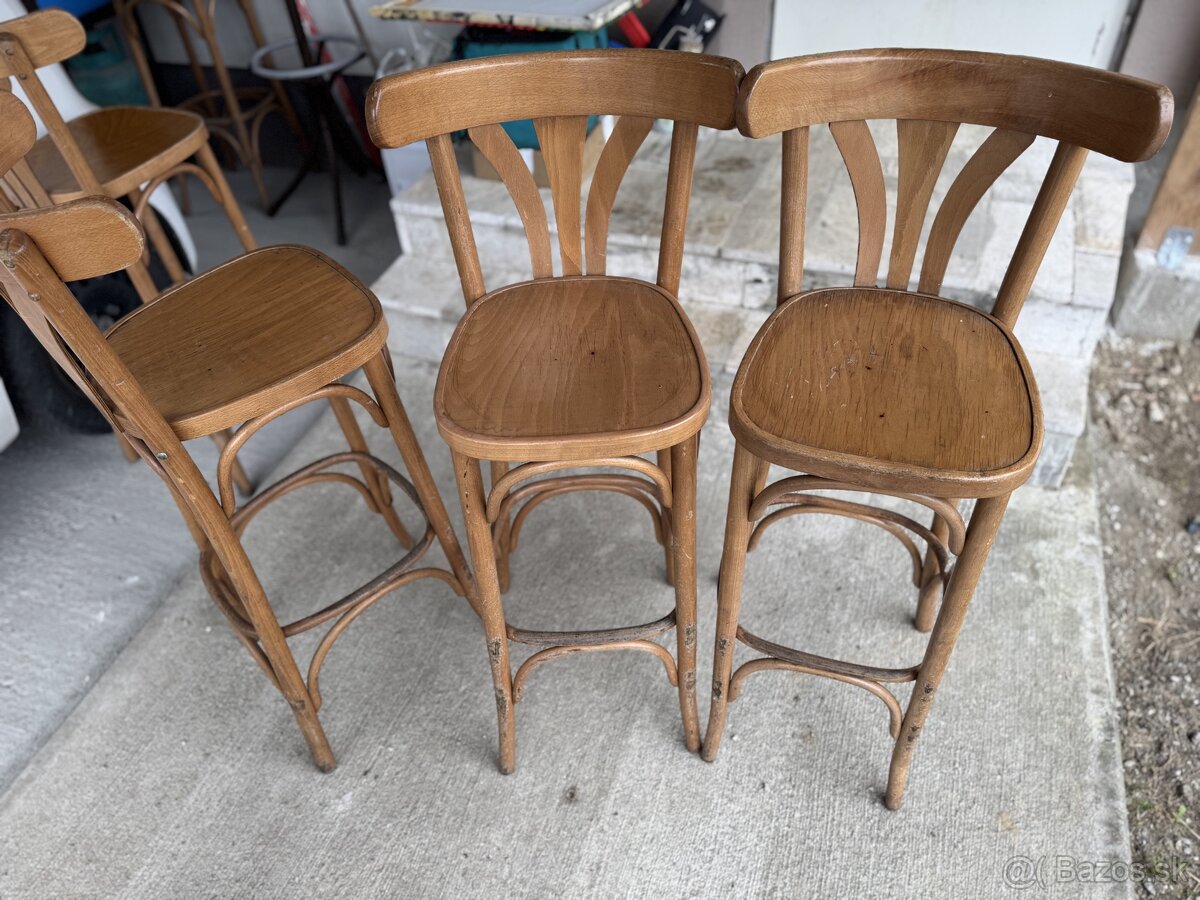 Vysoke stolicky zn. Ton - 3